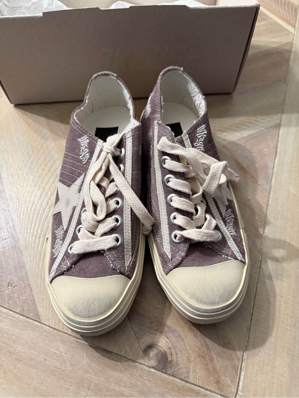 Golden Goose Taupe Leather Star Low-Top Sneakers - Picture 4 of 5